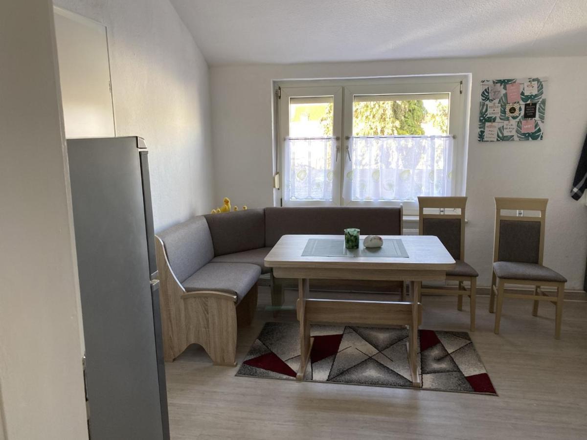Schoene Ferienwohnung Naehe Stadtmitte Von Wilhelmshaven Bagian luar foto