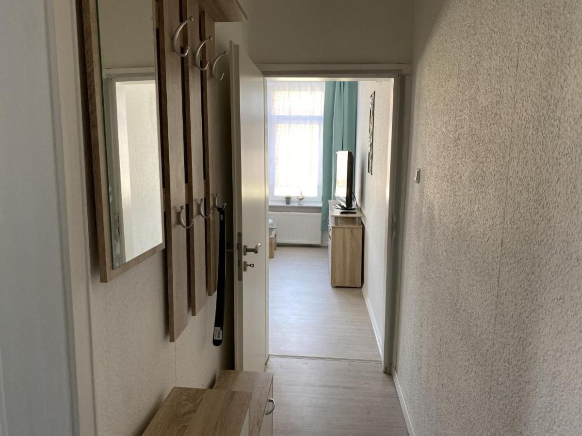 Schoene Ferienwohnung Naehe Stadtmitte Von Wilhelmshaven Bagian luar foto