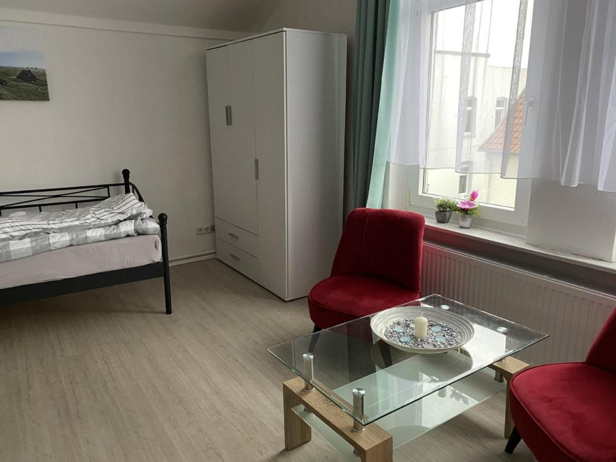 Schoene Ferienwohnung Naehe Stadtmitte Von Wilhelmshaven Bagian luar foto