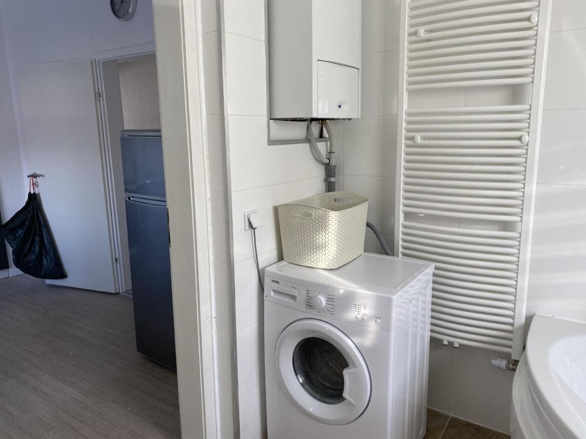 Schoene Ferienwohnung Naehe Stadtmitte Von Wilhelmshaven Bagian luar foto