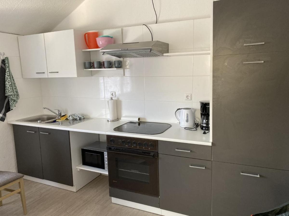 Schoene Ferienwohnung Naehe Stadtmitte Von Wilhelmshaven Bagian luar foto