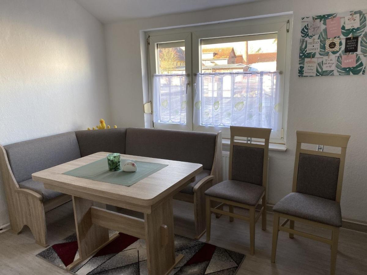 Schoene Ferienwohnung Naehe Stadtmitte Von Wilhelmshaven Bagian luar foto